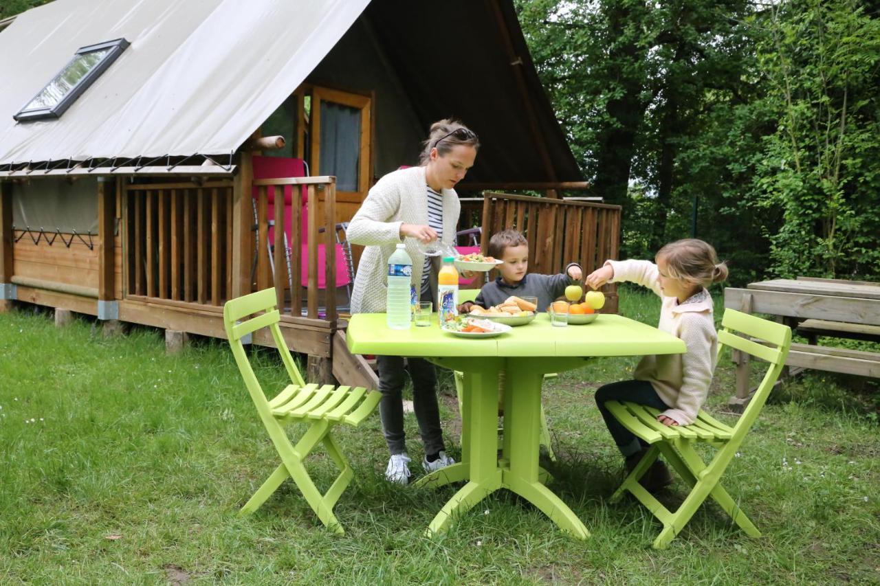 Camping Le Nid Du Parc Villars-les-Dombes Kültér fotó