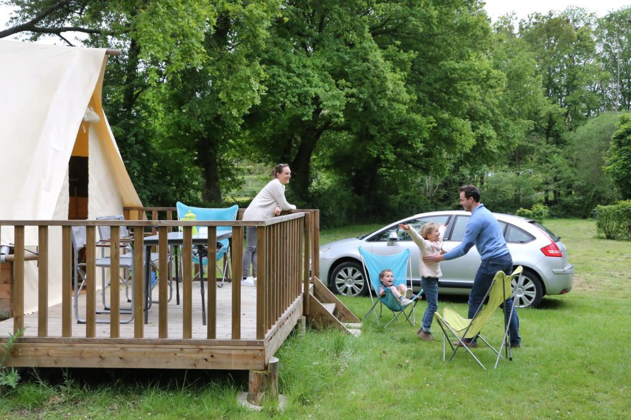Camping Le Nid Du Parc Villars-les-Dombes Kültér fotó