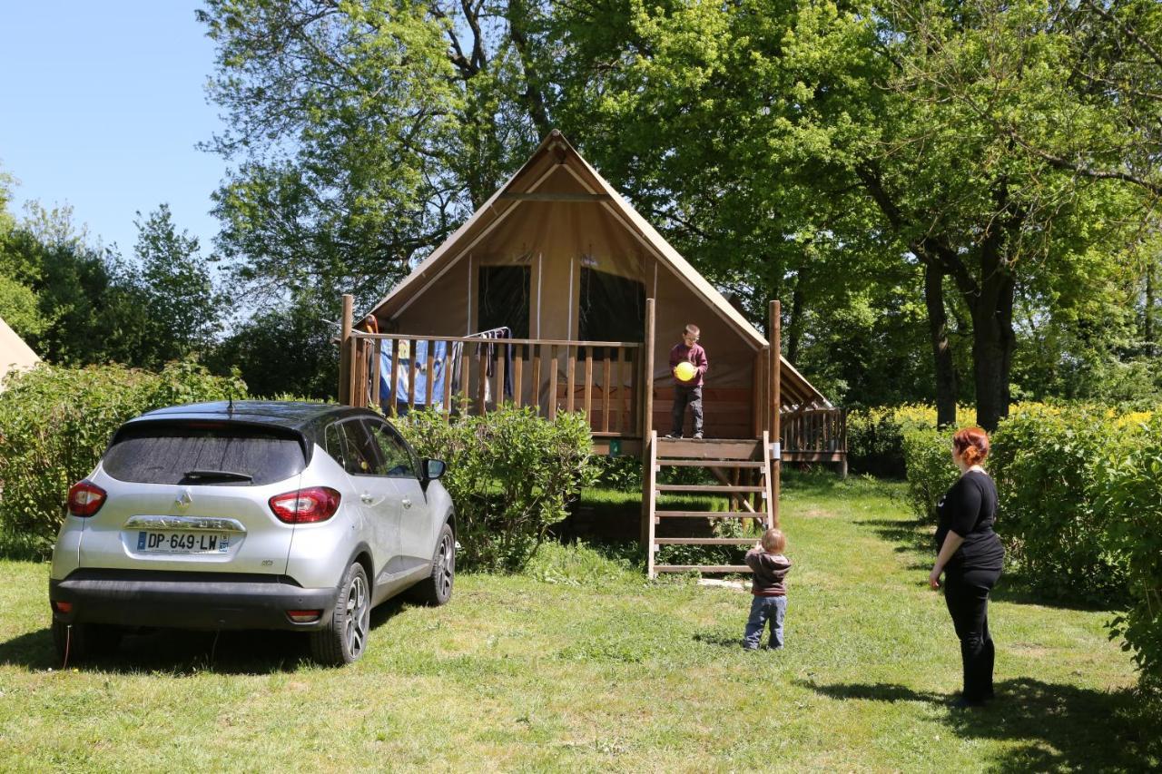 Camping Le Nid Du Parc Villars-les-Dombes Kültér fotó