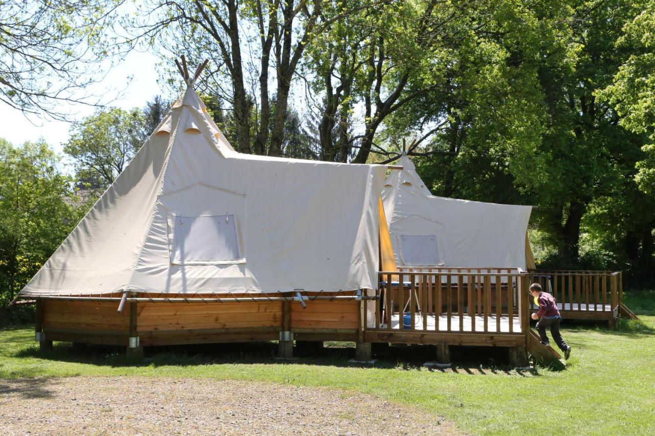Camping Le Nid Du Parc Villars-les-Dombes Kültér fotó