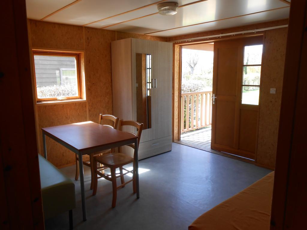 Camping Le Nid Du Parc Villars-les-Dombes Kültér fotó